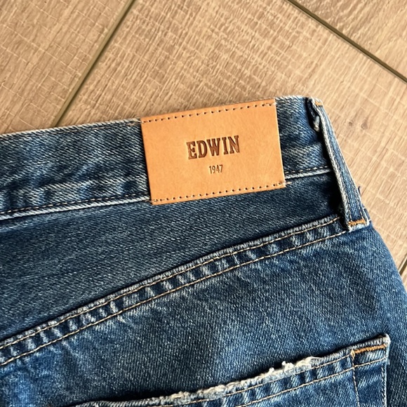 Edwin Straight Cai Jeans in Lumineer - Picture 7 of 7